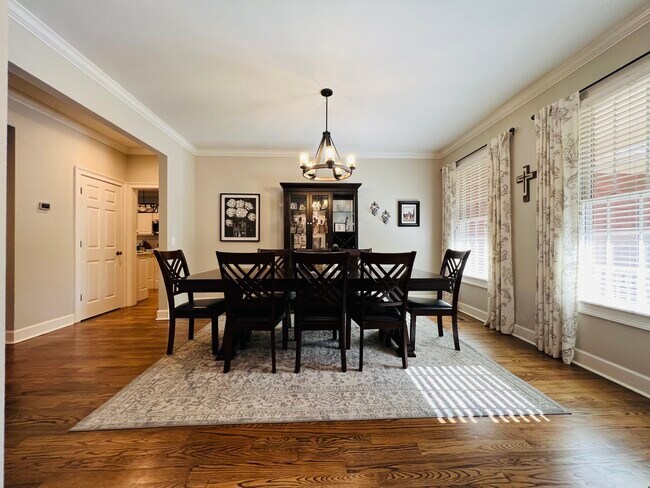 Foto del edificio - 2174 Brenton Ln
