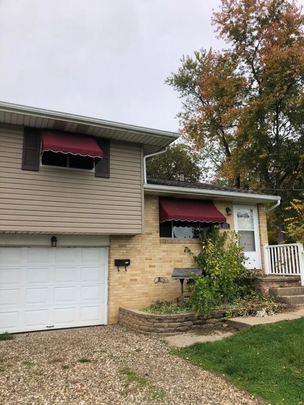 Building Photo - 525 Delford Ave NW