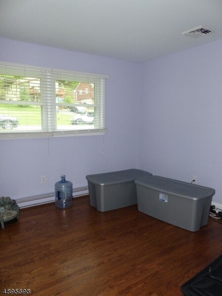Foto del edificio - 111 Seneca Lake Rd