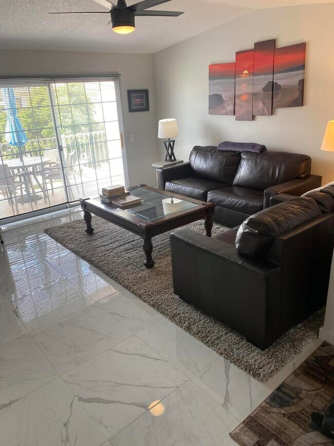 Foto del edificio - 2701 E Mesquite Ave