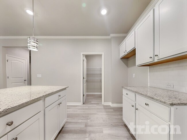 Foto del edificio - 243 Hummingbird Trail