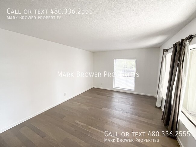 Building Photo - 214 E Ruth Ave