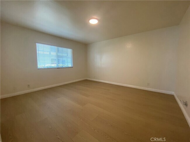 Foto del edificio - 225 N Dalton Ave