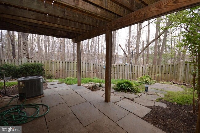 Foto del edificio - 201 Ridgecrest Ct