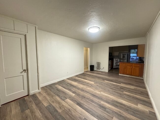 Foto del edificio - 2408 S Woodward Ave