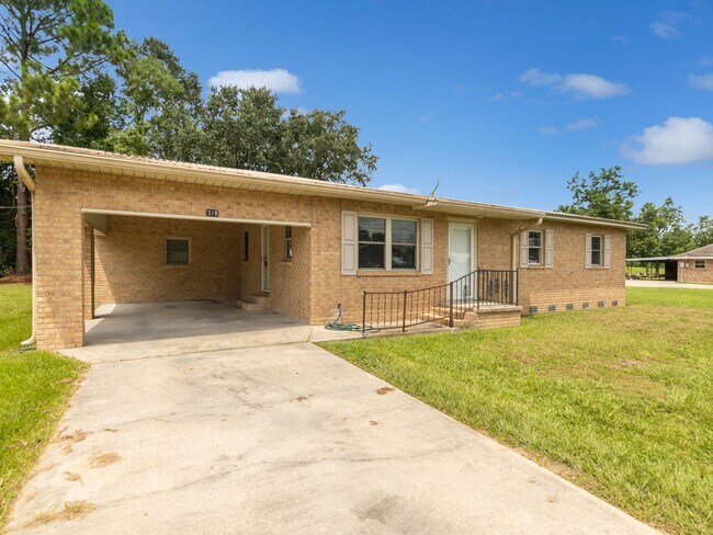Foto del edificio - For Rent: Charming 3-Bedroom, 1-Bathroom Home in Arnaudville