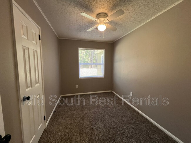 Building Photo - 1226 Madewell Cove
