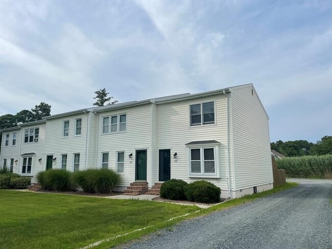 Building Photo - 7195 Bunting Rd