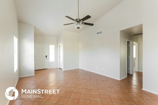 Foto del edificio - 7451 W Sanna St