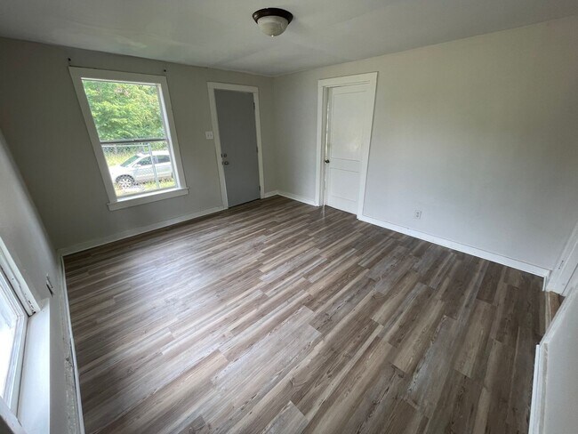 Foto del edificio - Remodeled 2 Bed Home