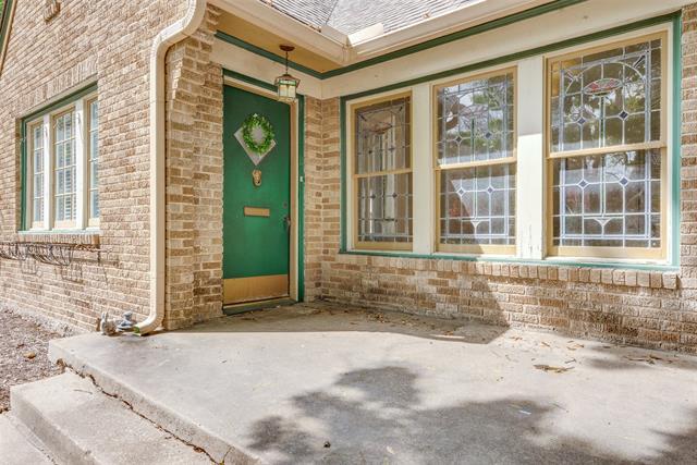 Building Photo - 5515 Merrimac Ave