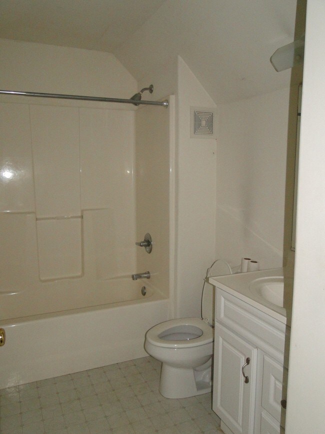 119 Wild Primrose Ln Unit 119, Chapel Hill, NC 27514 Apartments in Chapel Hill, NC