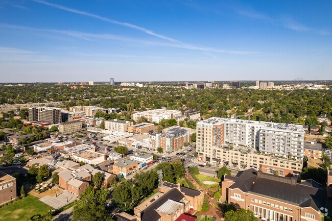 Context - University Lofts