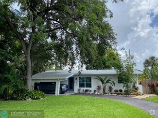 Building Photo - 1751 SW 32nd Ct
