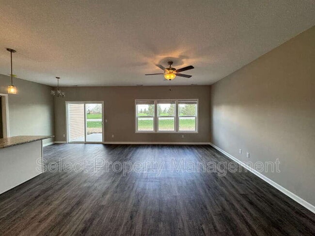 Foto del edificio - 10808 Iron Works Wy