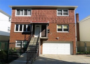 Building Photo - 156 Truman Ave