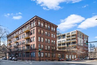Building Photo - 1910 S Indiana Ave