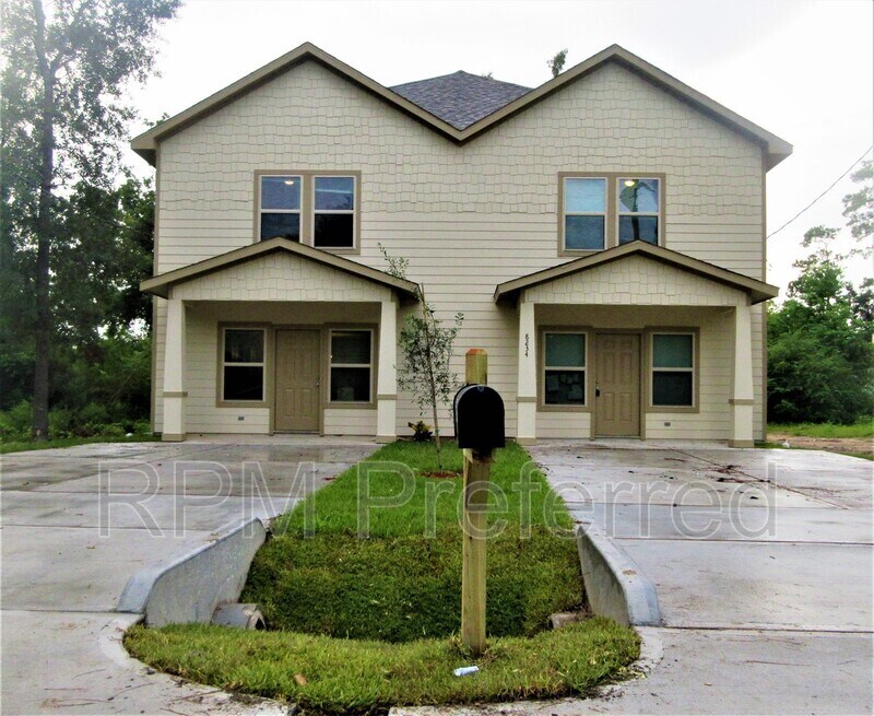 Primary Photo - 8234 Claiborne St