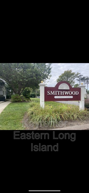 Foto del edificio - 215 Terry Rd