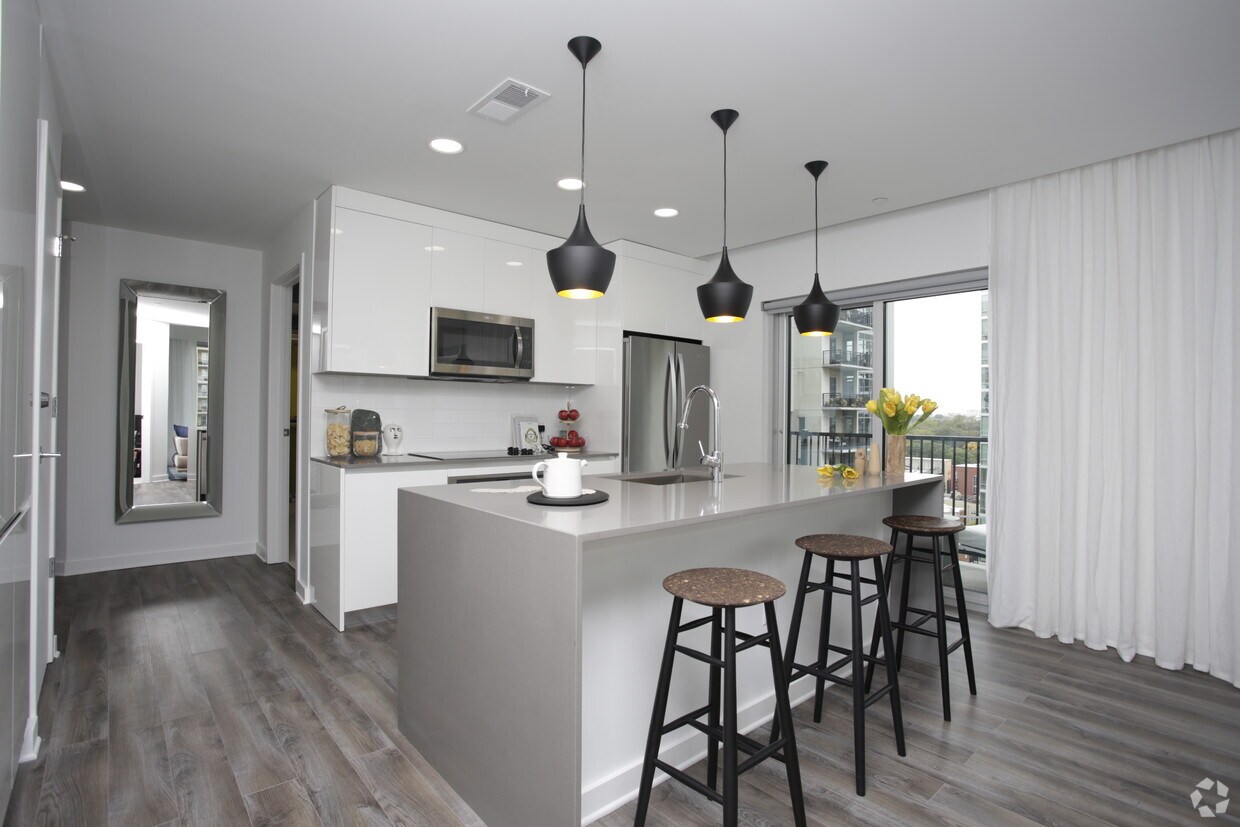 The Registry on the Park Apartments 207 13th St NE Atlanta, GA