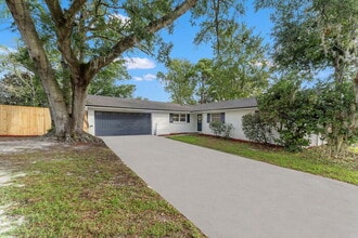 Building Photo - 1563 Larhaz Ct