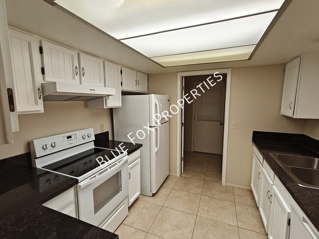 Photo - 8305 N Midnight Way Townhome