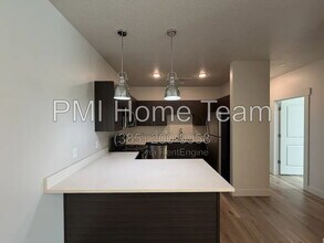 Building Photo - 2874 Kiesel Ave