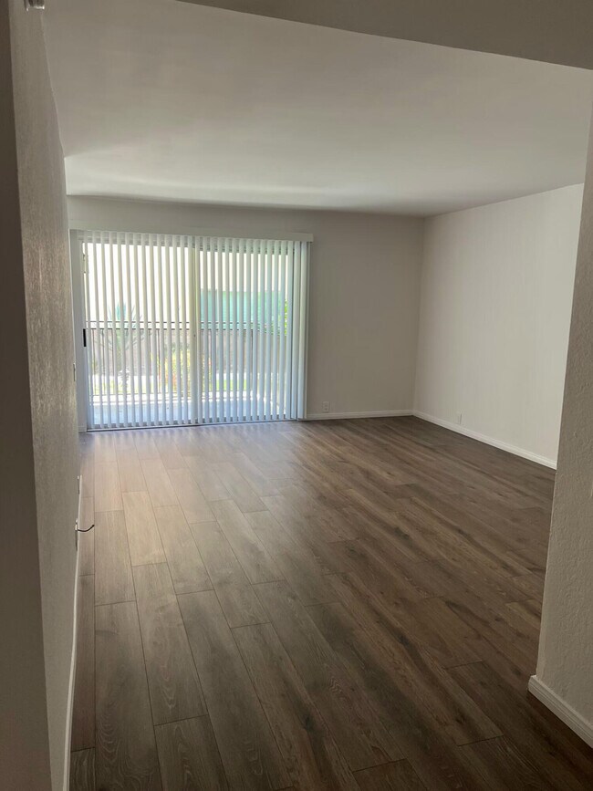 Foto del edificio - 400 N Sunrise Way