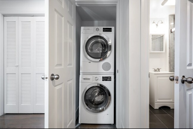 Foto del edificio - Modern Luxury in Historic Beacon Hill | 1 BR + Den, 1 BA