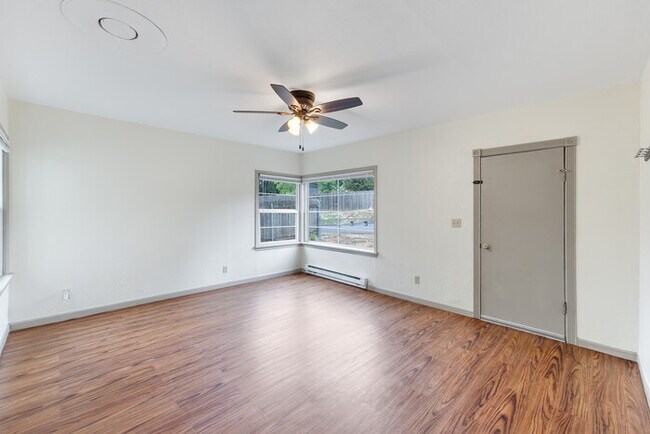 Foto del edificio - TWO BEDROOM HOUSE IN KELSO