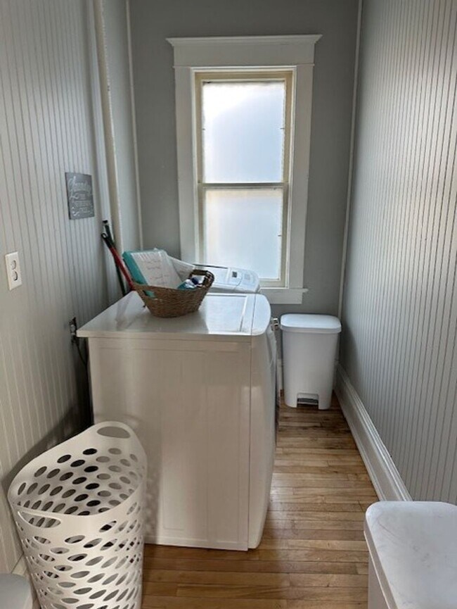 Foto del edificio - 4 Bed, 2 Bath Single Family Home - Crosby
