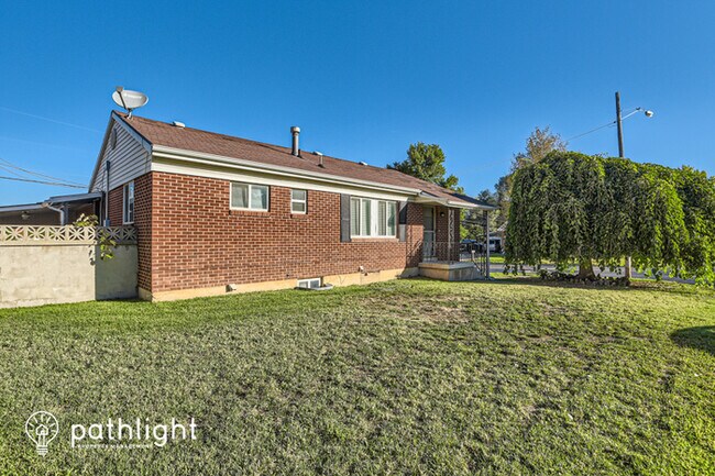 Building Photo - 169 West 4600 South, Washington Terrace, U...