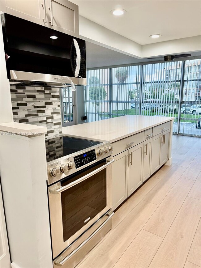 Building Photo - 601 Three Islands Boulevard