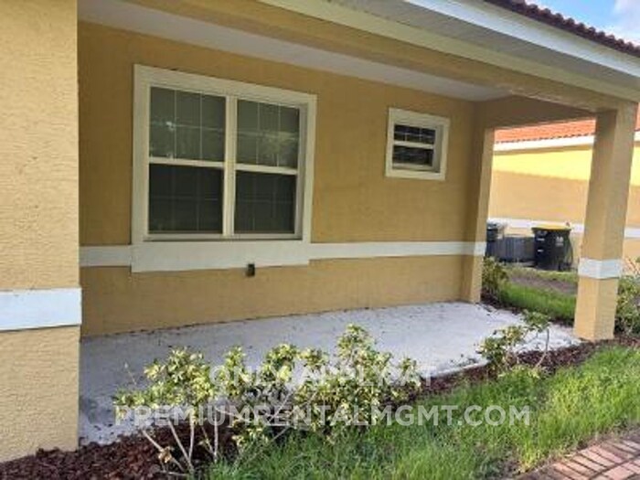 Building Photo - Tuscany Preserve-1605 Cumin Dr Poinciana, FL 34759