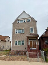 Building Photo - 5618 W 64th Pl