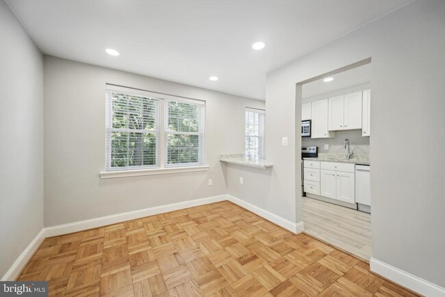 Building Photo - 1801 Belle View Blvd