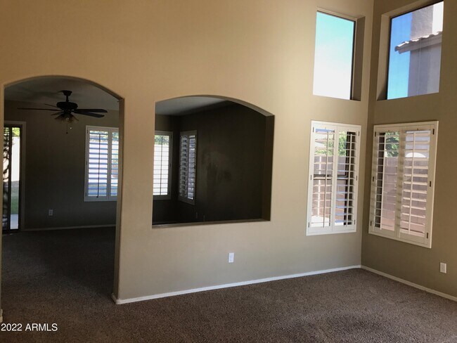 Building Photo - 7224 W Blackhawk Dr