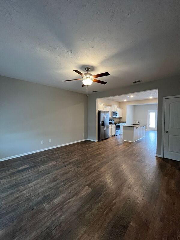 Foto del edificio - 709 Bradburn Village Way