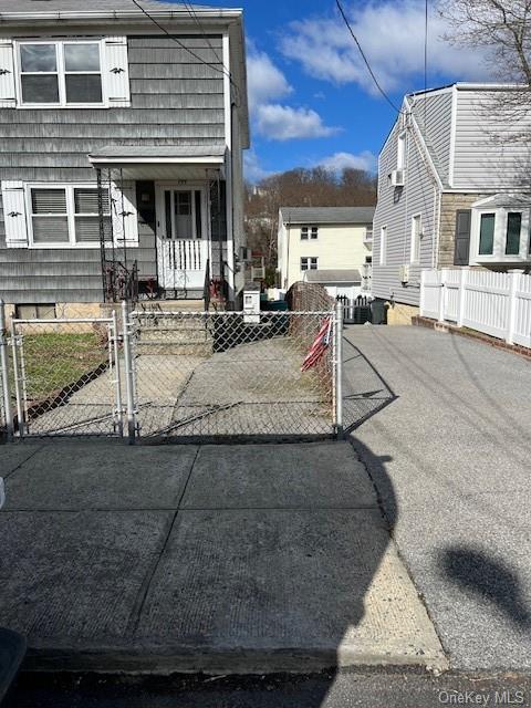 Primary Photo - 177 Tibbetts Rd