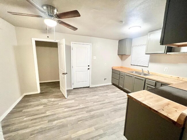 Foto del edificio - 754 Fitch St