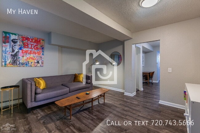 Foto del edificio - 1579 W Maple Ave