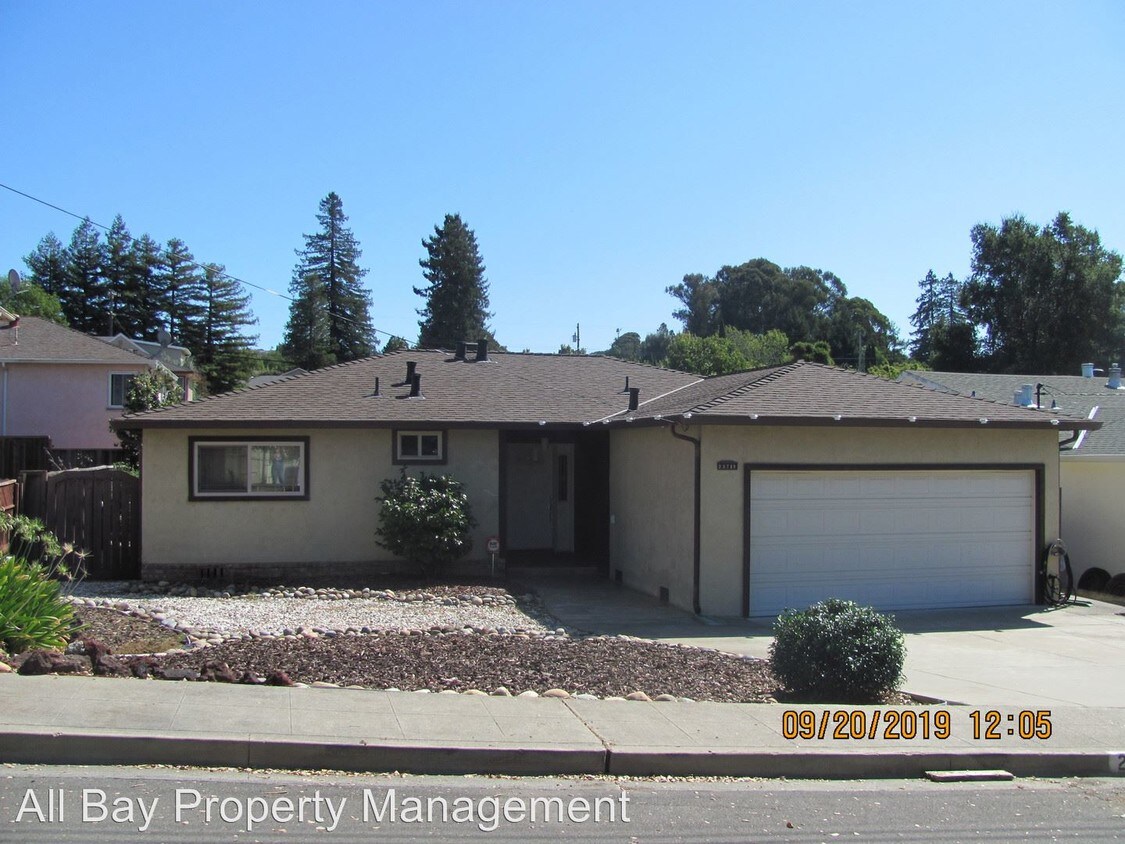 Primary Photo - 3 br, 2 bath House - 23718 Clayton St.
