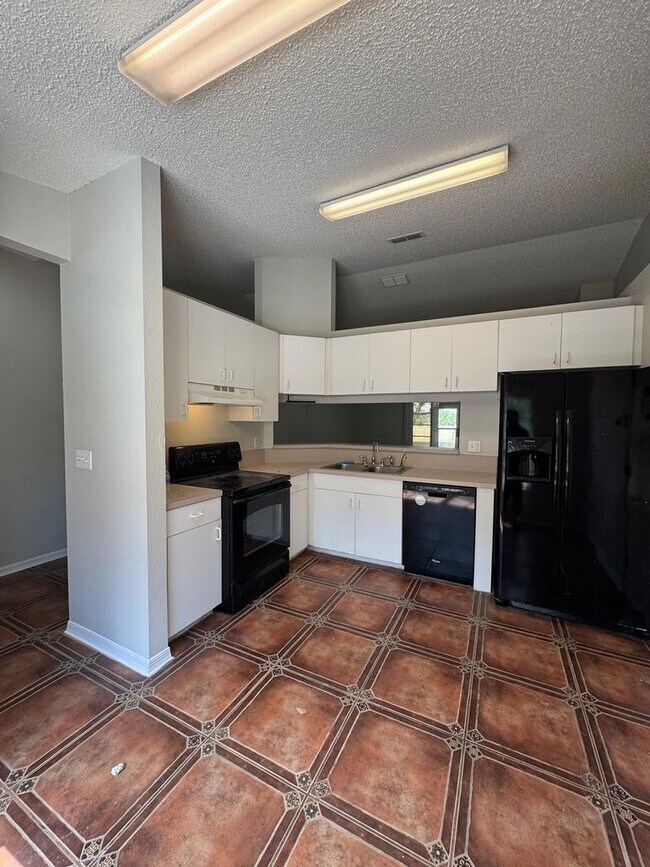 Building Photo - Glenridge 3/2 Home Located in Lakeland
