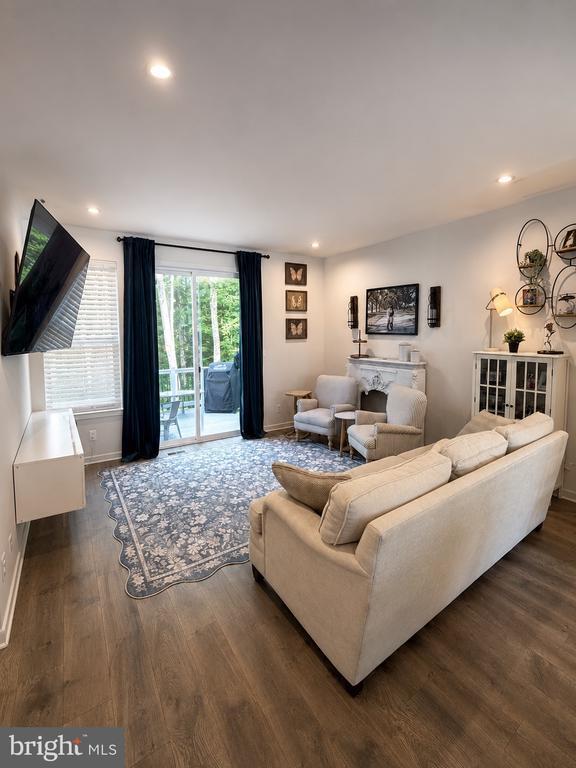 Foto del edificio - 13188 Nixon Ln