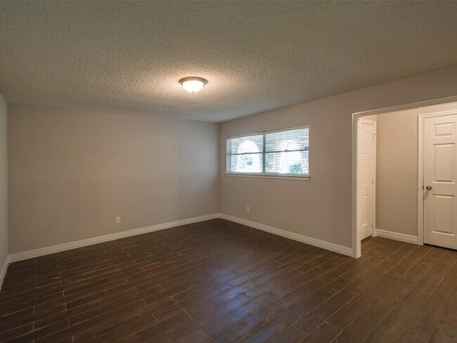 Foto del edificio - 6510 Reamer St