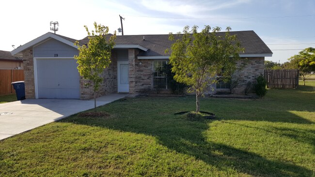 Foto del edificio - 119 Eaglerock Dr