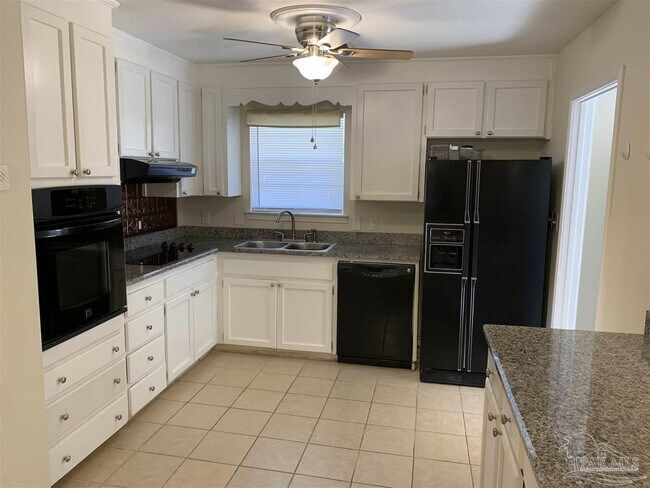 Building Photo - 4210 Rosebud Ct