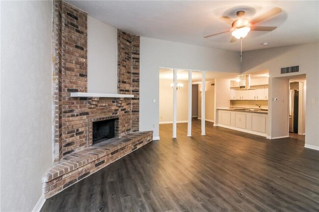 Building Photo - 4221 Sweetgum Way