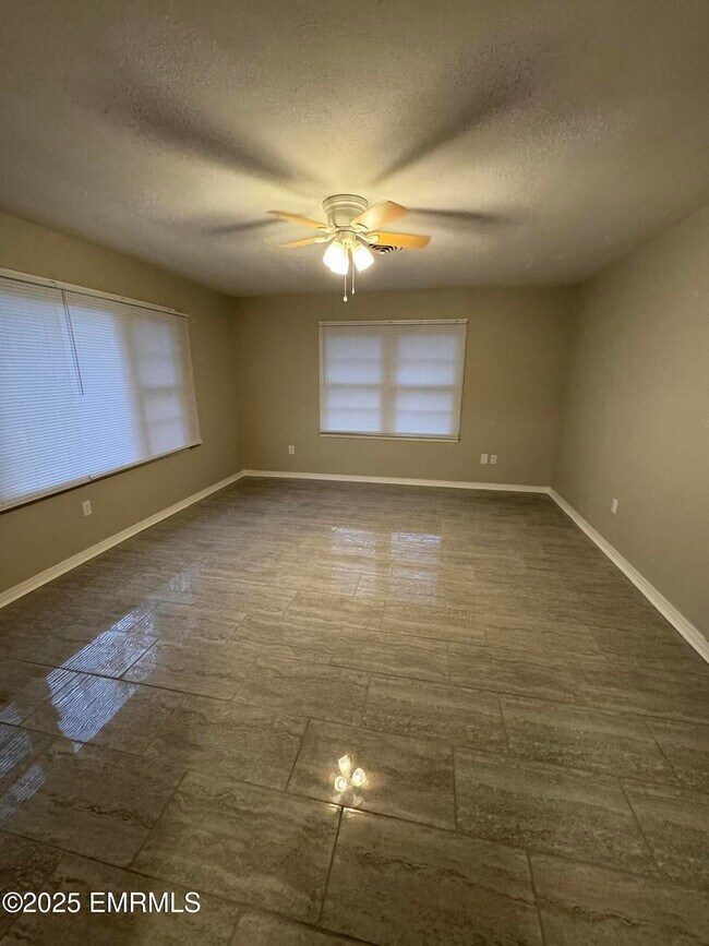 Foto del edificio - 4116 19th St