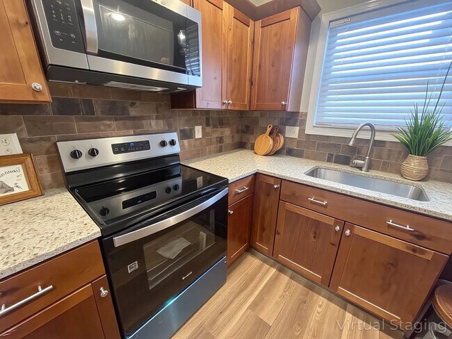 Foto del edificio - New Never Occupied - Brand New 2 bedroom 2 bath Duplex in Kimberling City, MO